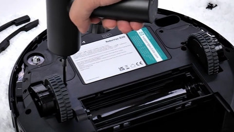 RoboVac G30 Series: How do we disassemble and assemble the rolling brush motor?